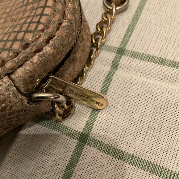 Michael Kors crossbody - Picture 4 of 7